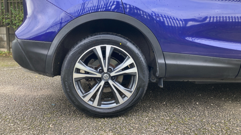 Nissan Qashqai 1.5 dCi N-Connecta 5dr Diesel Hatchback